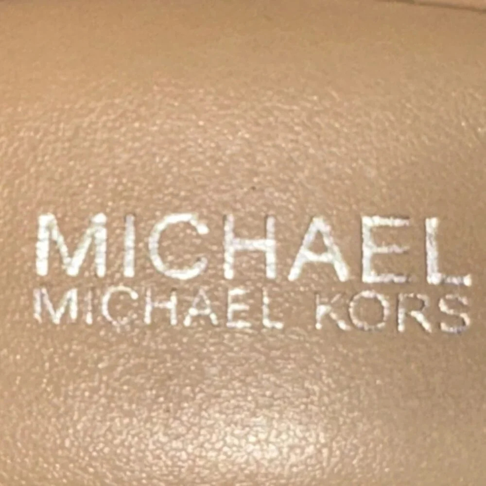 Michael Kors Size 6.5” - Picture 7 of 7